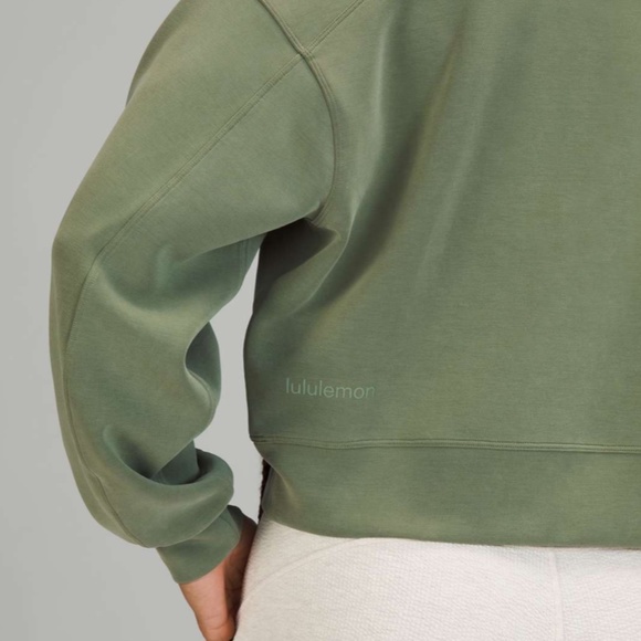 Lululemon Perfectly Oversized Cropped Crew *Softstreme™ (Green Twill) - Picture 2 of 6
